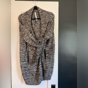 Lululemon | Oversized Merino Wool Cardigan XS/S